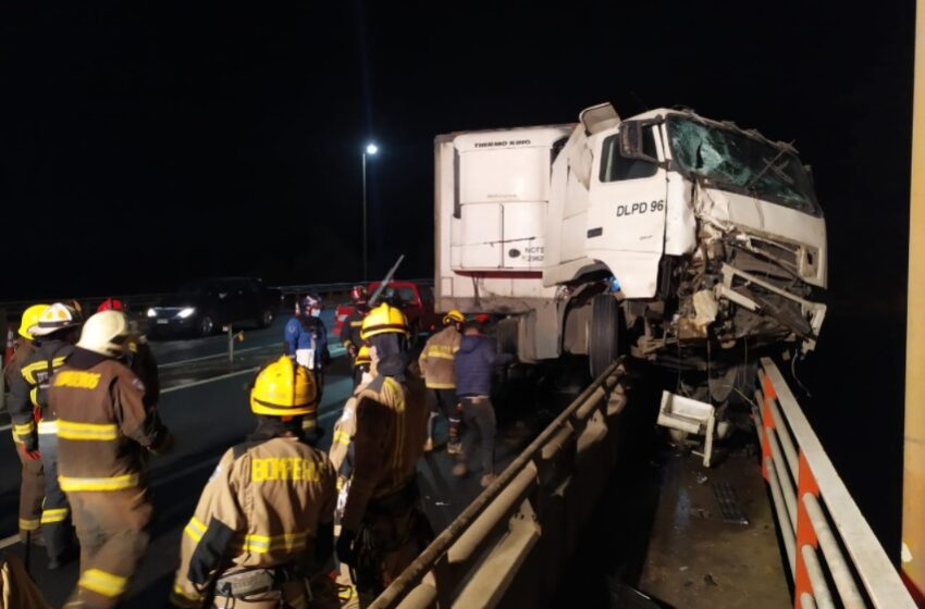  Camionero Tuvo Milagrosa Salvada  de Caer al Vacío en Viaducto Carretero de Malleco