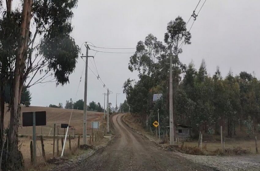  Nueva red eléctrica construyó Frontel en sectores rurales de Galvarino y Temuco