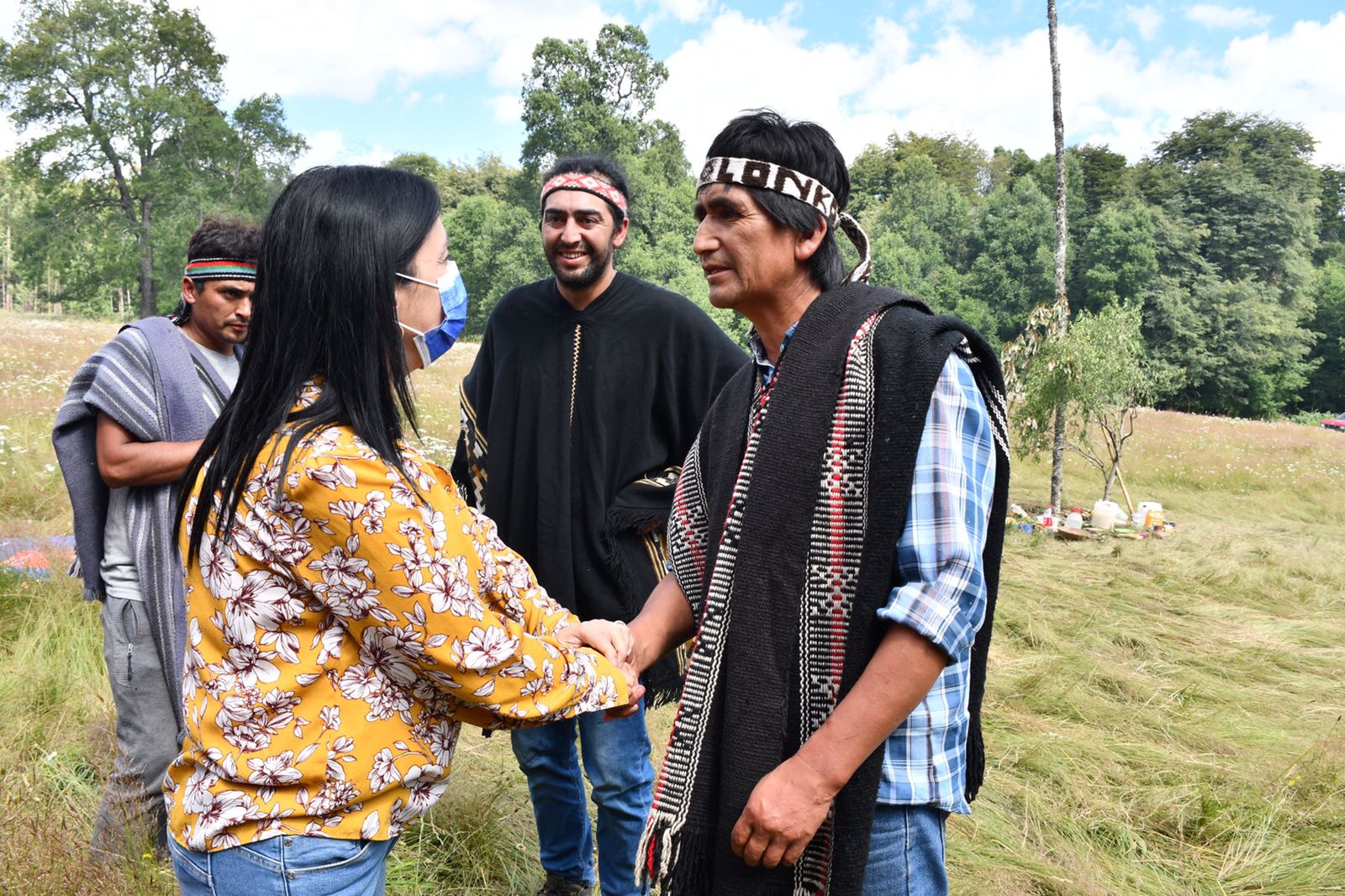 Ministra Rubilar Participó En Ceremonia Mapuche Pehuenche En Tierras Compradas Por CONADI