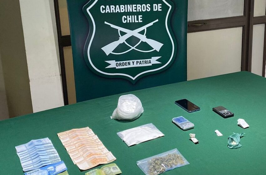  Carabineros del OS-7 decomisan 1.500 dosis de cocaína en Villarrica