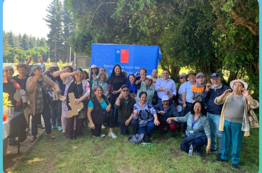  Adultos Mayores De La Araucanía Realizan Visita Guiada En El Parque Isla Cautín En Temuco