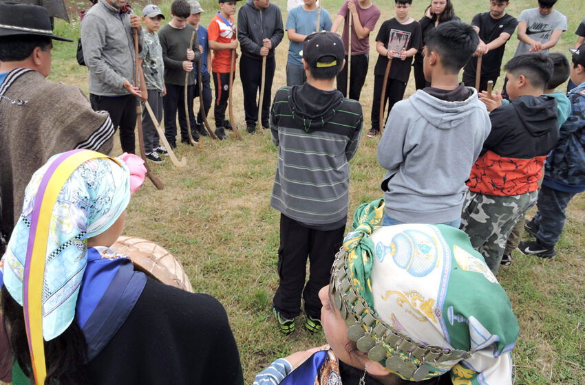  En Nueva Imperial CONADI Apoya Rescate De Juegos Ancestrales En Niños Mapuche De La Araucanía