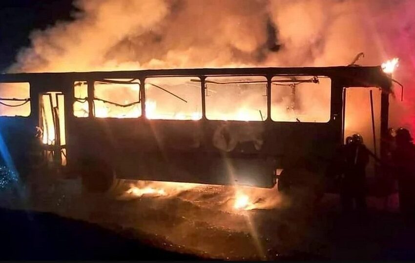  Bus Dado De Baja Arde Al Interior De Recinto Municipal En Carahue