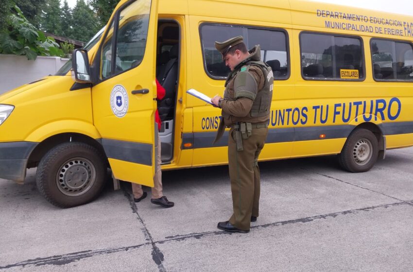  Carabineros realiza fiscalización al transporte escolar en Freire