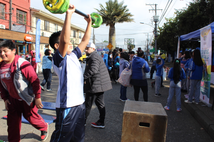  Pitrufquén celebra el día del deporte con movimiento y diversión