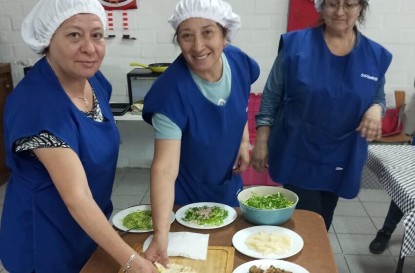  Vecinos de Temuco se especializaron en cocina chilena para levantar emprendimientos gastronómicos