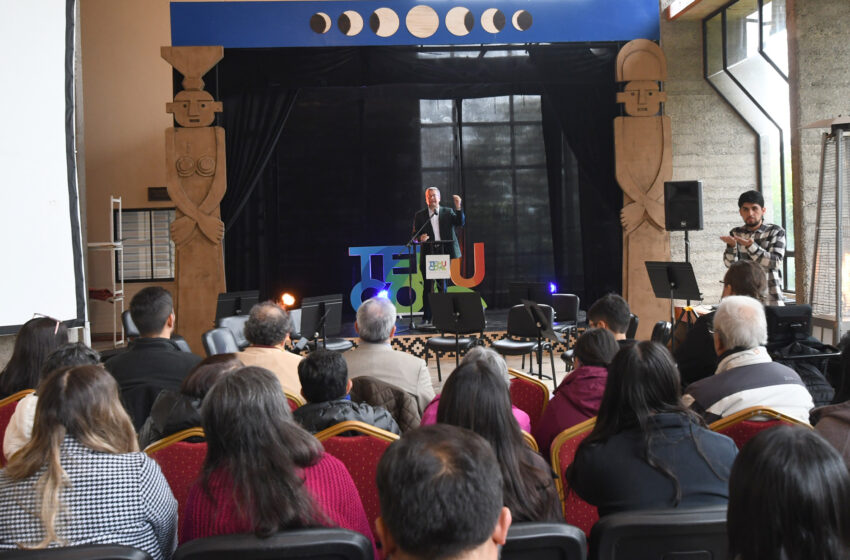  Teatro Municipal de Temuco pionero en Chile: Implementación de tecnología inclusiva