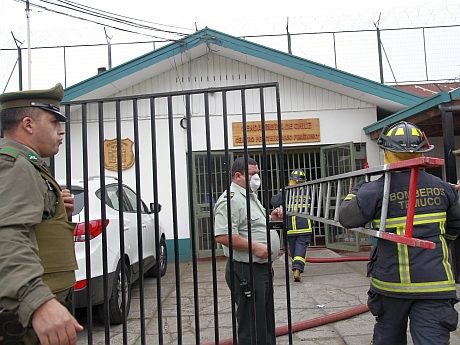  Trasladan a población penal femenina de Temuco a Pitrufquén por emanación de gases