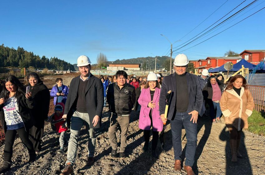  Gobernador Rivas y vecinos de Villa El Bosque inician construcción de nuevo espacio público que mejorará la seguridad y calidad de vida de 1.700 padrelacasinos