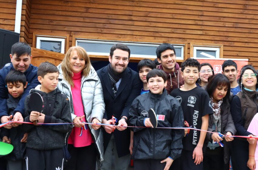  Con la presencia del Gobernador Rivas se inauguró centro de entrenamiento de tenis de mesa en Pitrufquén