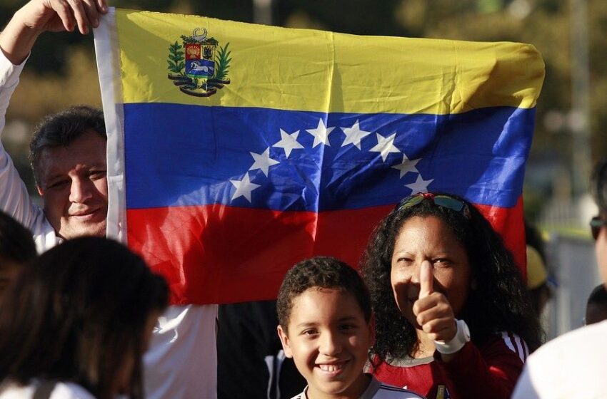  Venezolanos en La Araucanía critican falta de centros de votación para elecciones presidenciales