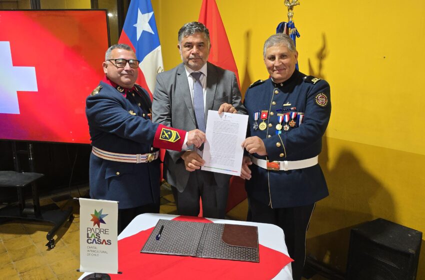  Municipio De Padre Las Casas Entrega Terreno A Bomberos Para Mausoleo Institucional En Su 105 Aniversario